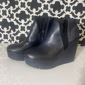 Simple Vera Vera Wang Platform Wedge Ankle Boots